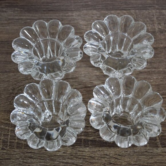 KIG INDONESIA Tealight Flower Candle Holders - Picture 3 of 6